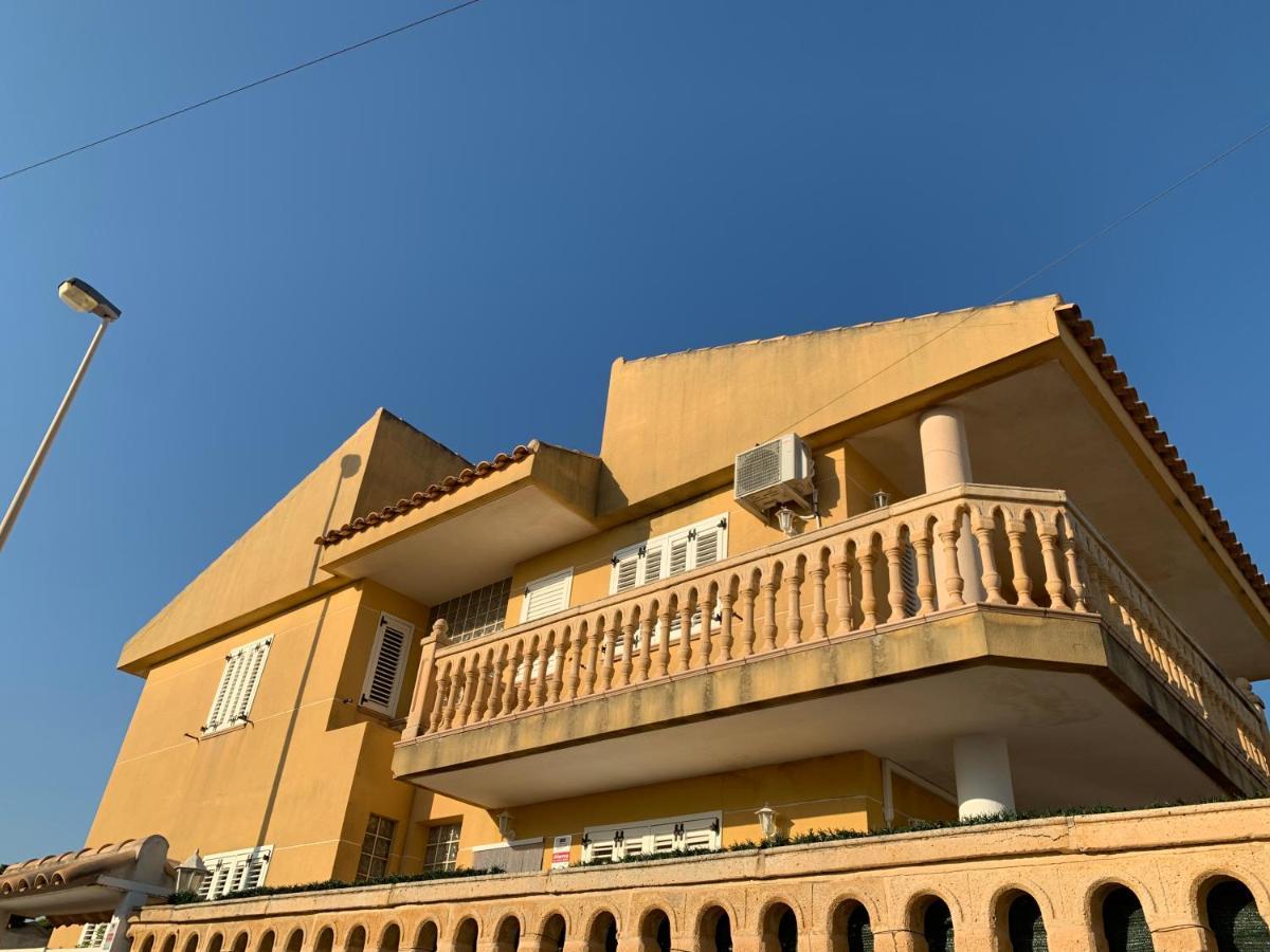 Beach House By M&M Apartment Cartagena Exterior foto
